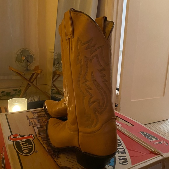 Just Boots Saddle Tan - Picture 5 of 6